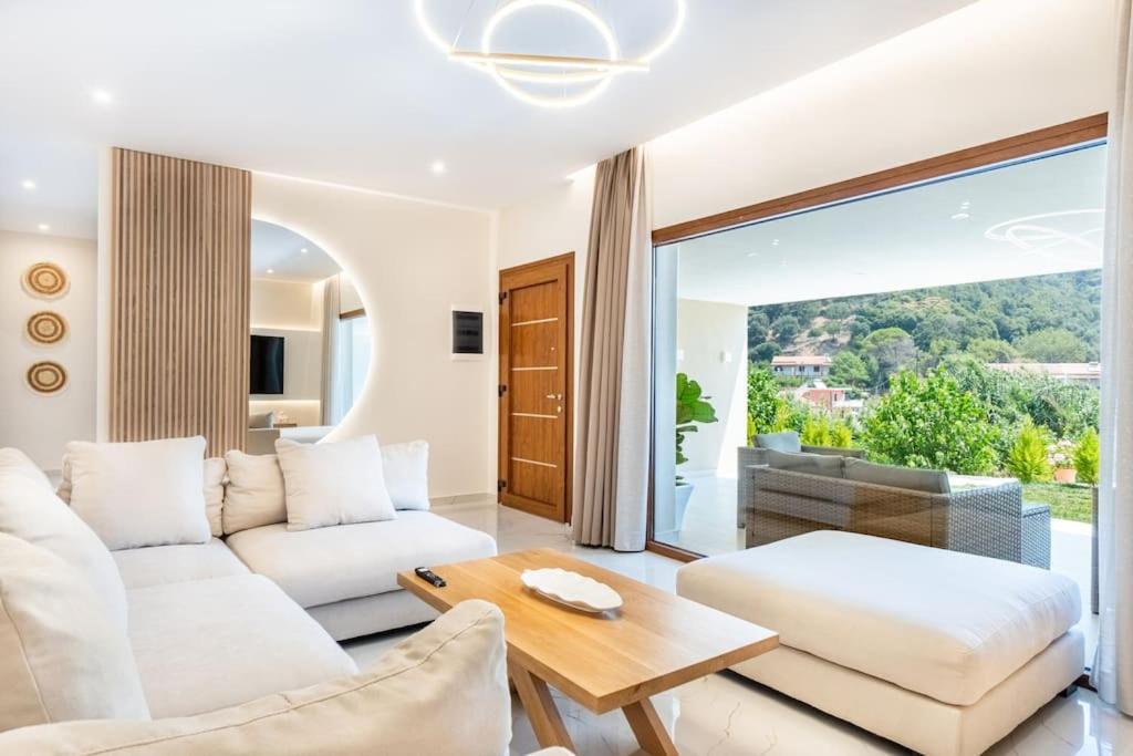 Villa Vasillis-Heated Swimming Pool With Infinity View Vitaládes Exterior foto